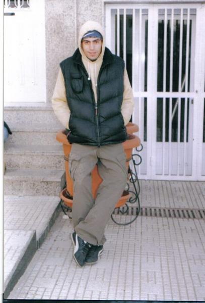 a  azro